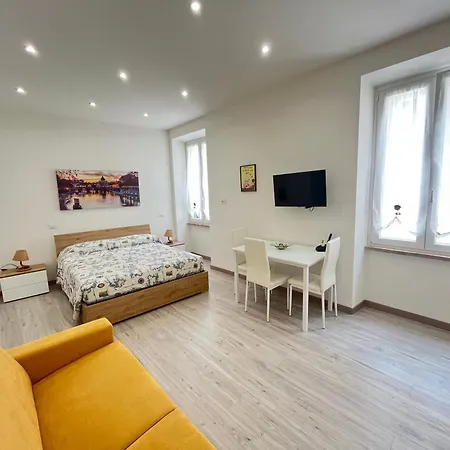 Apartman Specchiamor *